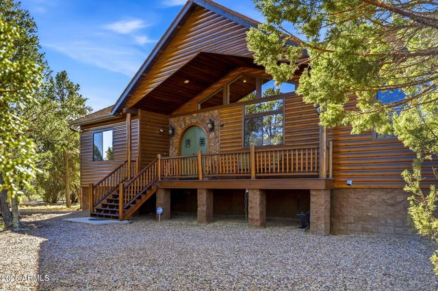 2276 THUNDERBIRD Way, Overgaard, AZ 85933