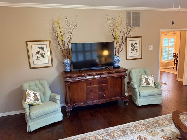 107 Candlewick Rd., Hattiesburg, MS 39402