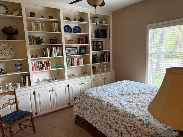 107 Candlewick Rd., Hattiesburg, MS 39402