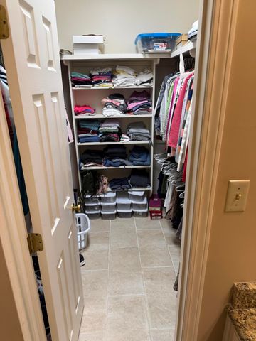 107 Candlewick Rd., Hattiesburg, MS 39402