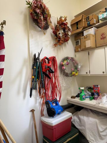 107 Candlewick Rd., Hattiesburg, MS 39402