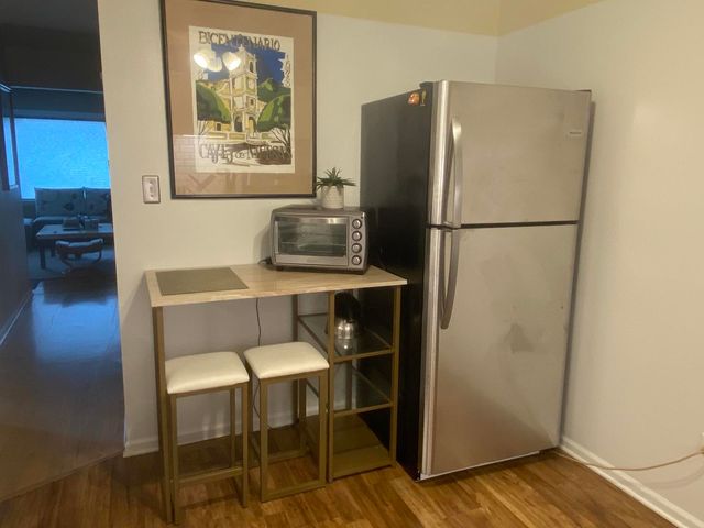 3111 Paris Avenue 207, River Grove, IL 60171