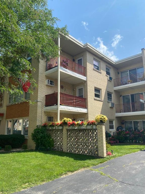 3111 Paris Avenue 207, River Grove, IL 60171 — photo 2