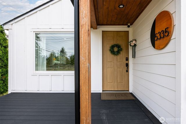 5335 Northwest Drive, Bellingham, WA 98226