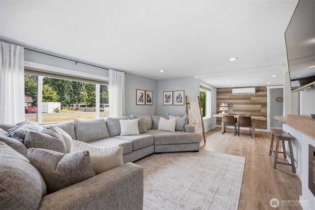 5335 Northwest Drive, Bellingham, WA 98226
