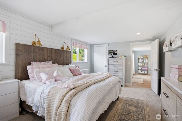 5335 Northwest Drive, Bellingham, WA 98226