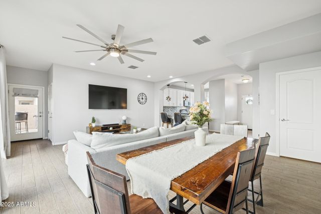 4124 E TOLEDO Street, Gilbert, AZ 85295