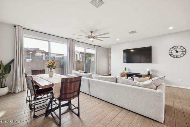 4124 E TOLEDO Street, Gilbert, AZ 85295