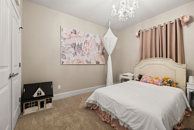 11255 Fox Trl, Flint, TX 75762