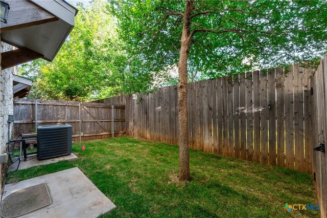 208 Birch Oak Ln, Georgetown, TX 78628