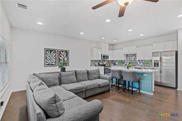 208 Birch Oak Ln, Georgetown, TX 78628