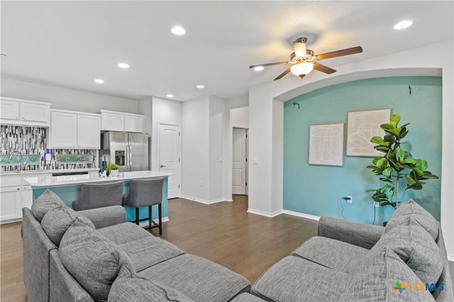 208 Birch Oak Ln, Georgetown, TX 78628