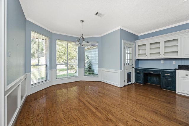 12002 Moorcreek Drive, Houston, TX 77070