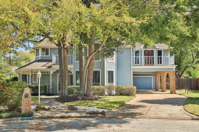 12002 Moorcreek Drive, Houston, TX 77070