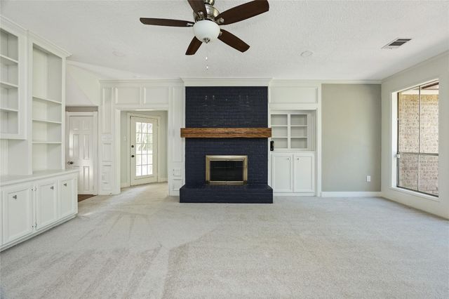 12002 Moorcreek Drive, Houston, TX 77070