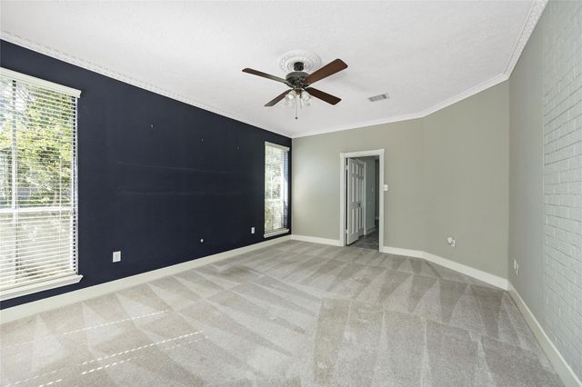 12002 Moorcreek Drive, Houston, TX 77070