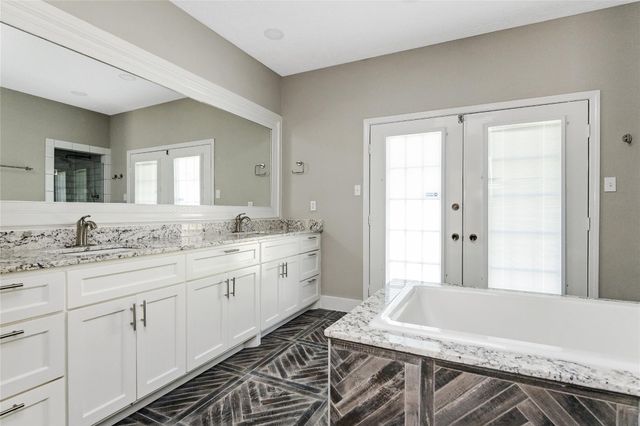 12002 Moorcreek Drive, Houston, TX 77070