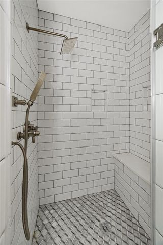 12002 Moorcreek Drive, Houston, TX 77070