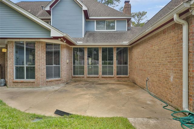 12002 Moorcreek Drive, Houston, TX 77070