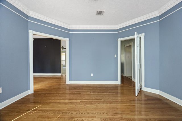 12002 Moorcreek Drive, Houston, TX 77070