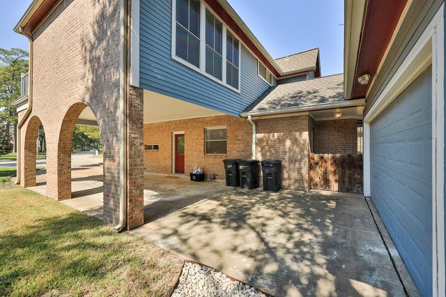12002 Moorcreek Drive, Houston, TX 77070