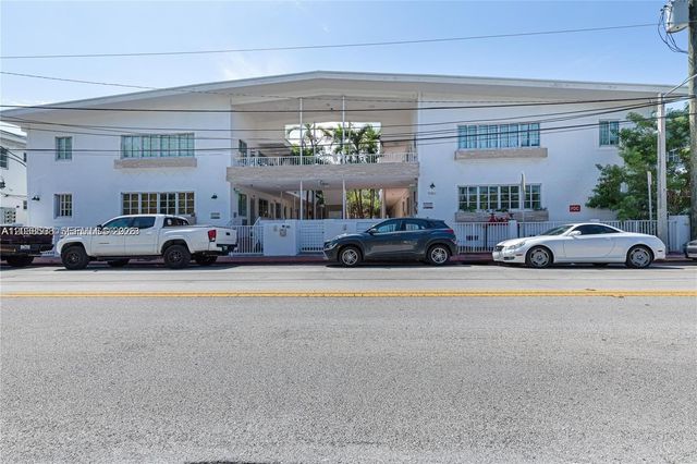 7950 Tatum Waterway Drive N18, Miami Beach, FL 33141