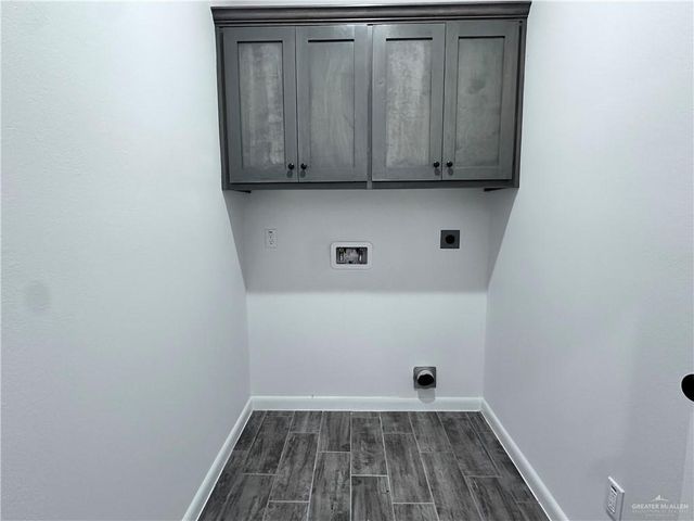 1100 Azalea Street, Mission, TX 78573