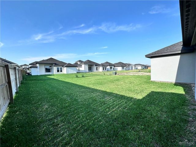 1100 Azalea Street, Mission, TX 78573
