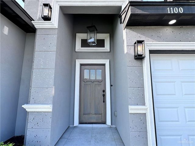 1100 Azalea Street, Mission, TX 78573