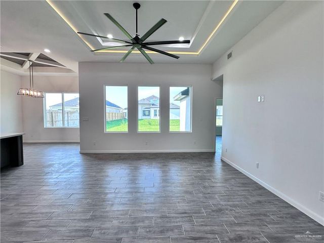 1100 Azalea Street, Mission, TX 78573
