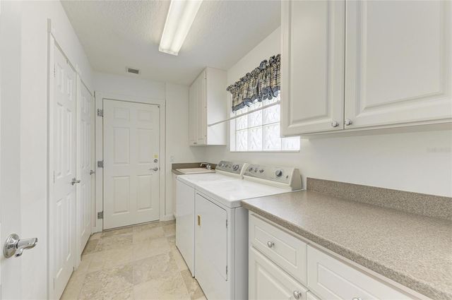 6073 ERICE STREET, Venice, FL 34293