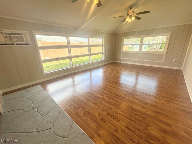 558 Lessig Avenue, Springfield, OH 44312