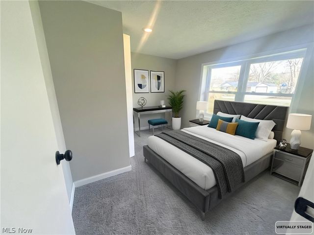 558 Lessig Avenue, Springfield, OH 44312