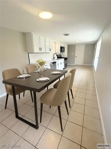 558 Lessig Avenue, Springfield, OH 44312