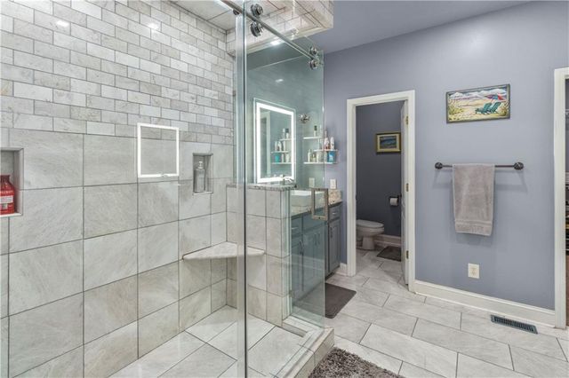 6426 Kettle Creek Way, Flowery Branch, GA 30542