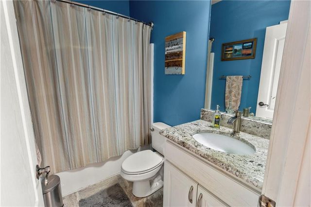 6426 Kettle Creek Way, Flowery Branch, GA 30542