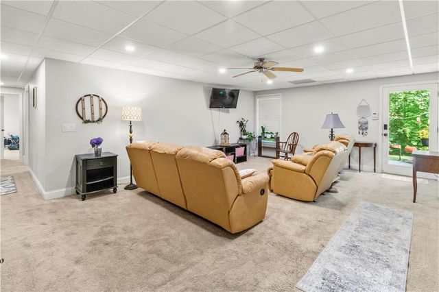 6426 Kettle Creek Way, Flowery Branch, GA 30542