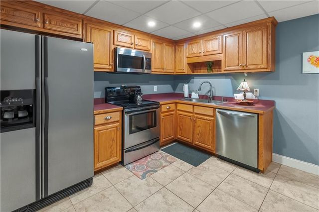 6426 Kettle Creek Way, Flowery Branch, GA 30542