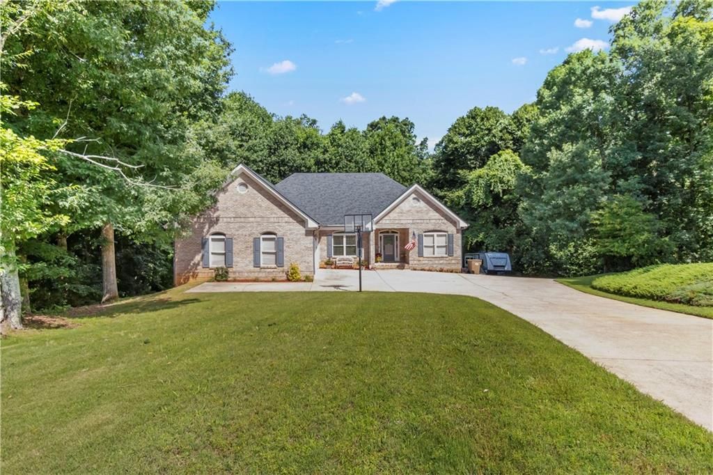 6426 Kettle Creek Way, Flowery Branch, GA 30542
