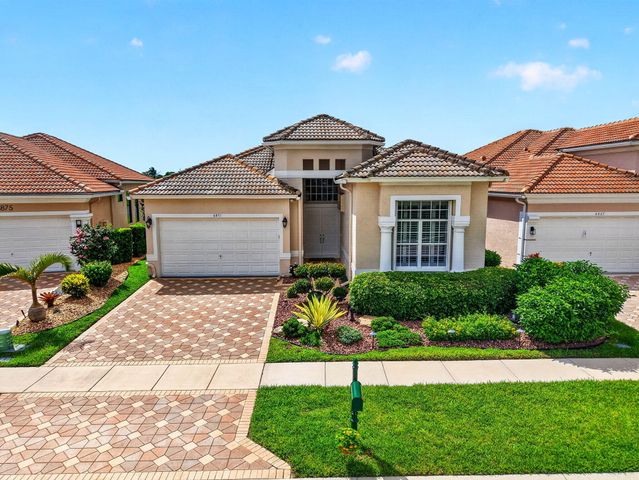 6871 Fairway Lakes Drive, Boynton Beach, FL 33472
