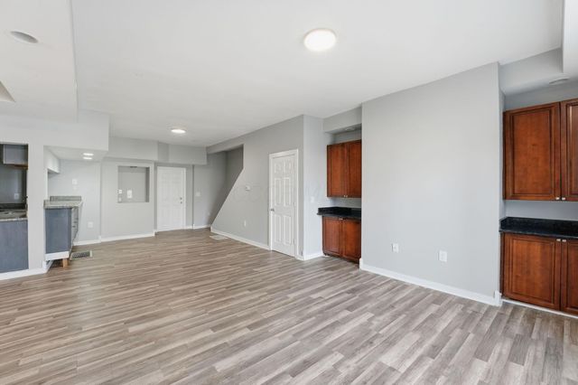 137 Wisconsin Avenue, Columbus, OH 43222