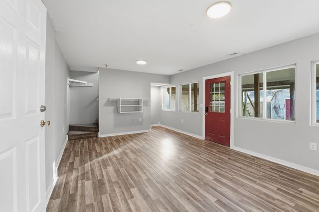 137 Wisconsin Avenue, Columbus, OH 43222