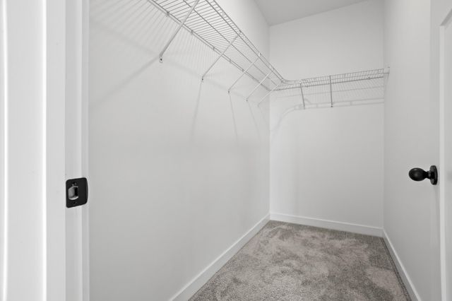 2521 38th Avenue S, Moorhead, MN 56560