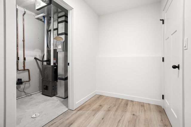 2521 38th Avenue S, Moorhead, MN 56560