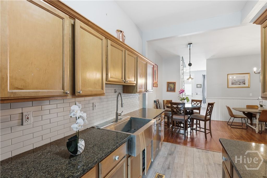 Image 14 of property listing at 544 E Gaston Street, Savannah, GA 31401
