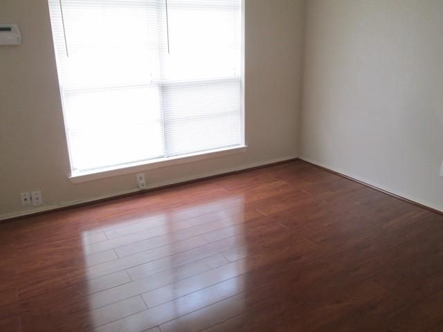 811 Whispering Pine Drive, Missouri City, TX 77489