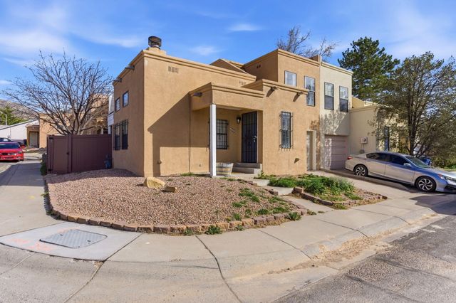 836 Knox Court NE, Albuquerque, NM 87123
