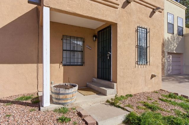 836 Knox Court NE, Albuquerque, NM 87123