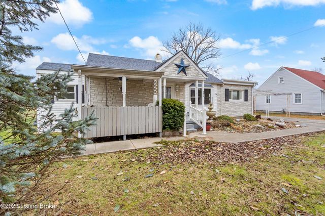 7013 Shipley Ln, Louisville, KY 40272