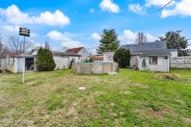 7013 Shipley Ln, Louisville, KY 40272